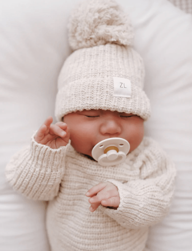 Newborn girl best sale knit hats