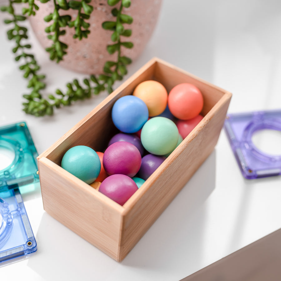 Connetix Magnetic Tiles | 16 Piece Pastel Ball Pack