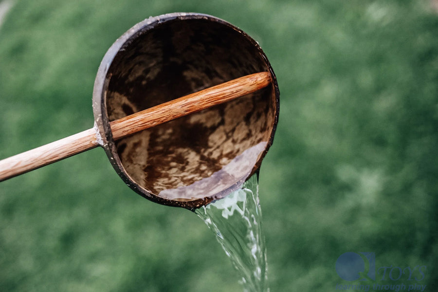 Q Toys | Coconut Water Scoop