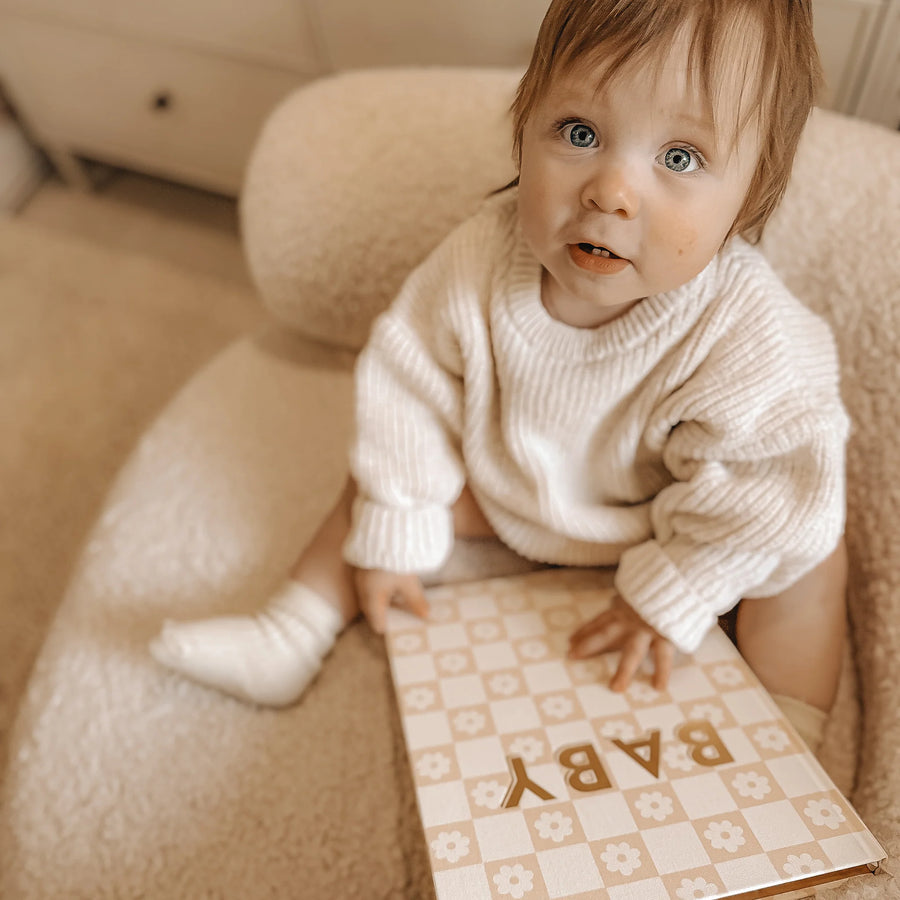 Fox & Fallow | Baby Book, Daisy Grid