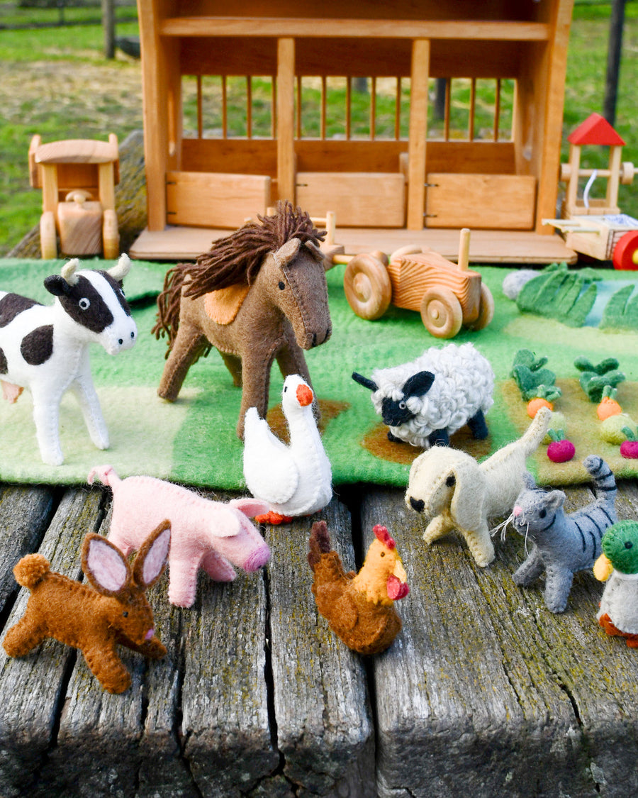 Tara Treasures | Felt Play Toys, Farm Animal Set (10pc)