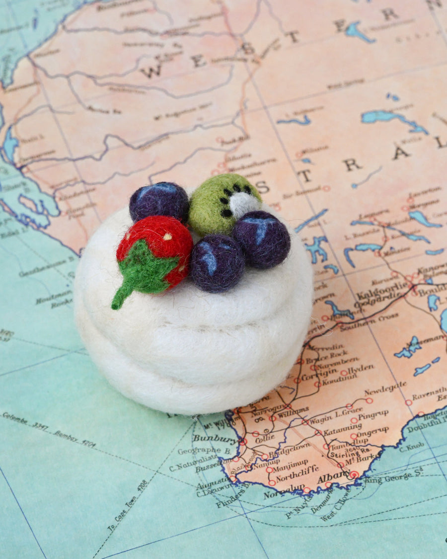 Tara Treasures | Felt Play Food, Pavlova Meringue Dessert