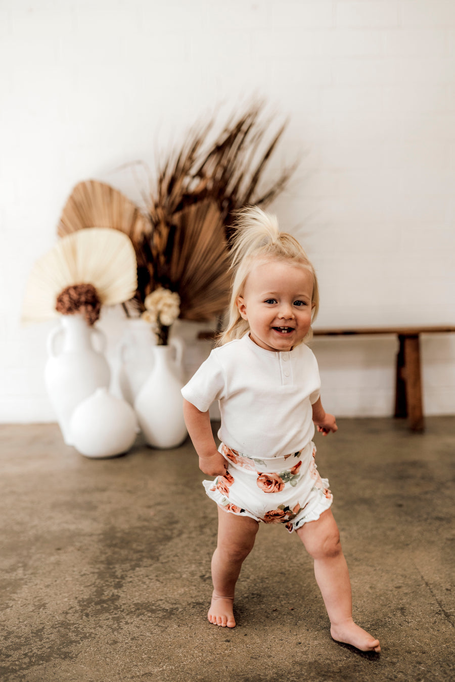 Snuggle Hunny Kids | Short Sleeve Bodysuit, Milk