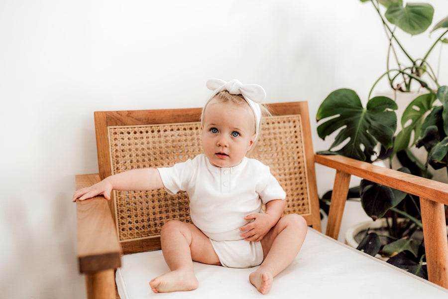 Snuggle Hunny Kids | Short Sleeve Bodysuit, Milk