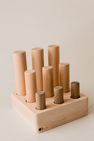 Q Toys | Montessori 9 Pole Puzzle